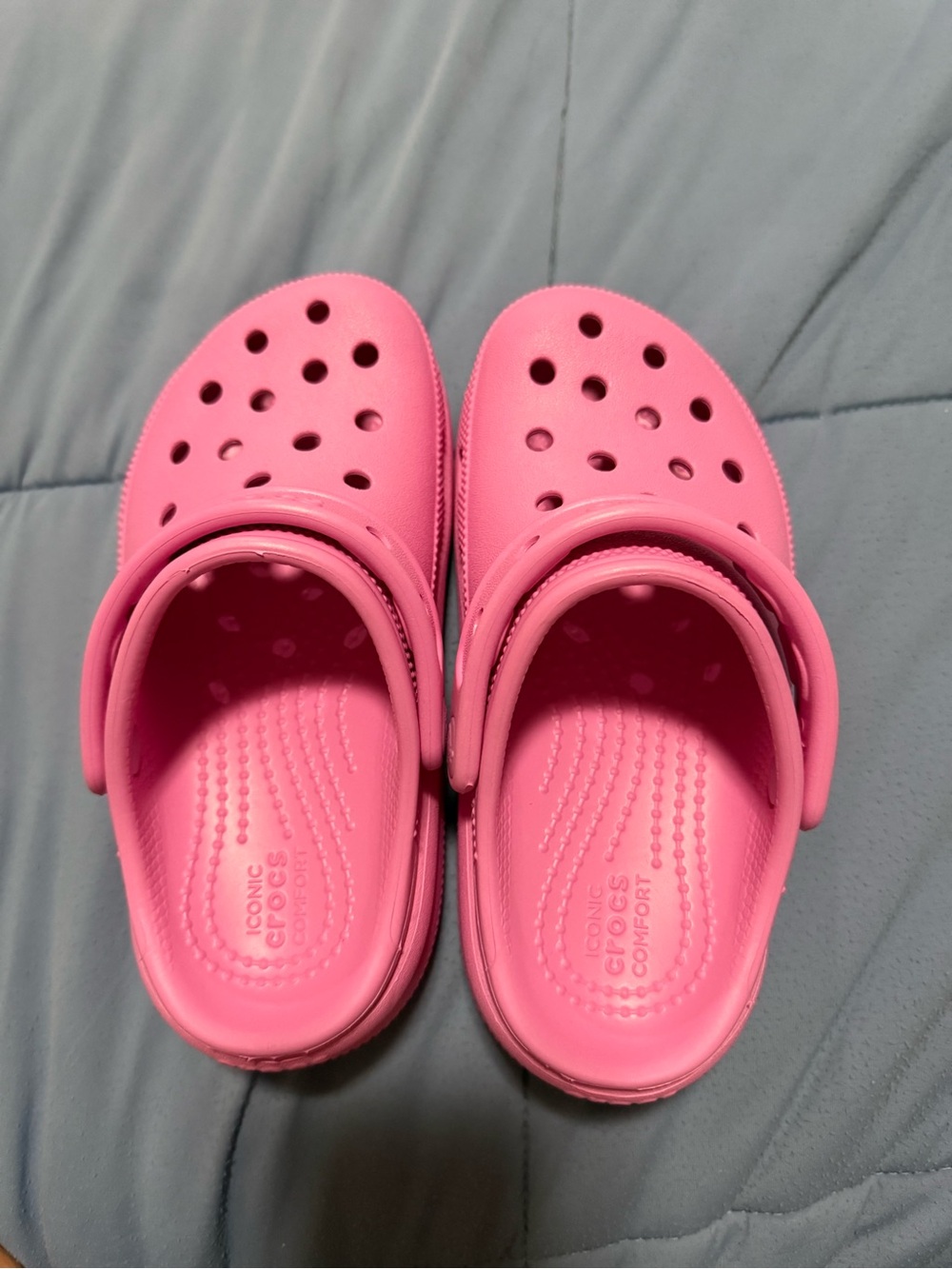 CROCS Kids Bubblegum Pink Classic Clogs US13c